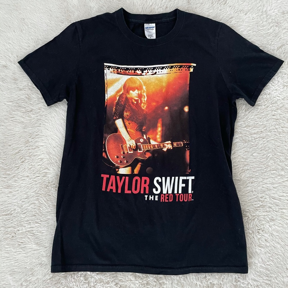 Taylor Swift 2014 The red tour tour tee